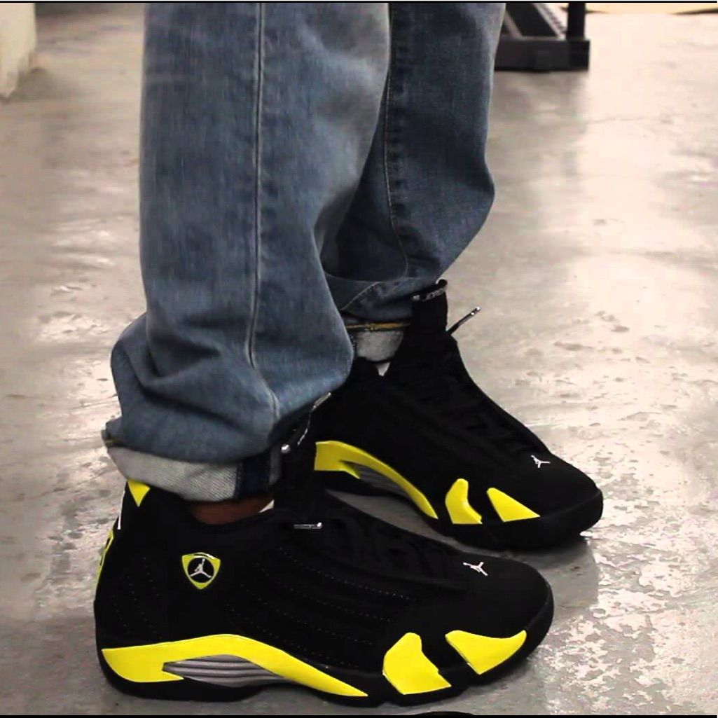 Customizable Comfort: Exploring the Removable Insole of the Jordan 14s插图
