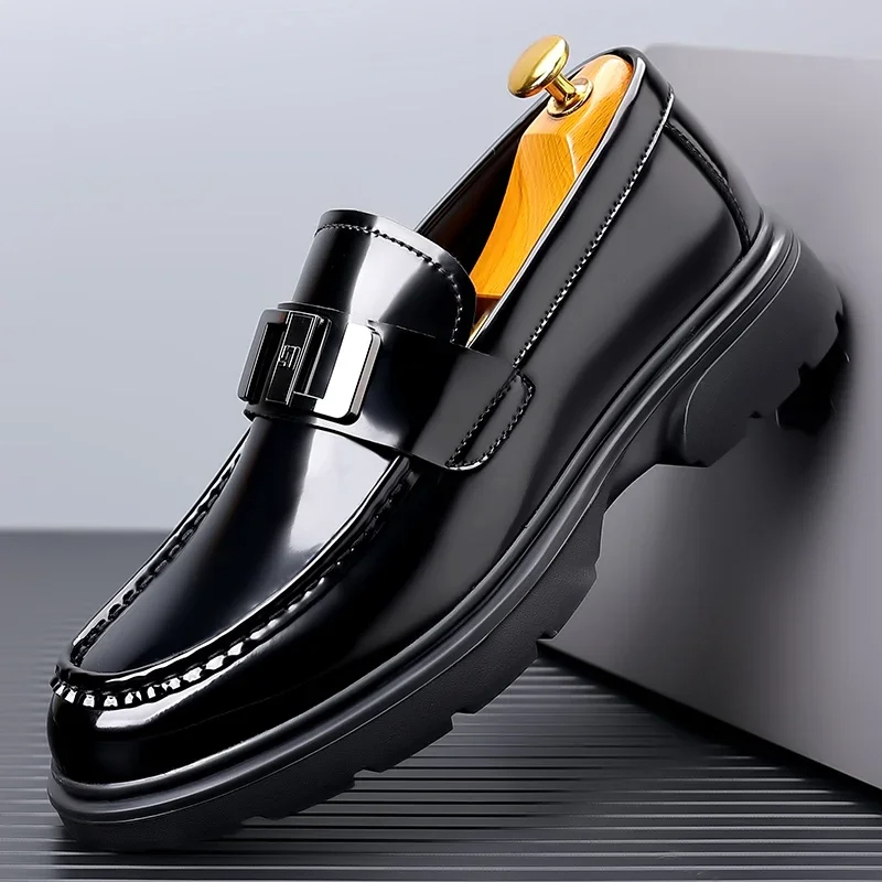 Elevate Your Best Men’s Business Casual Shoes插图2