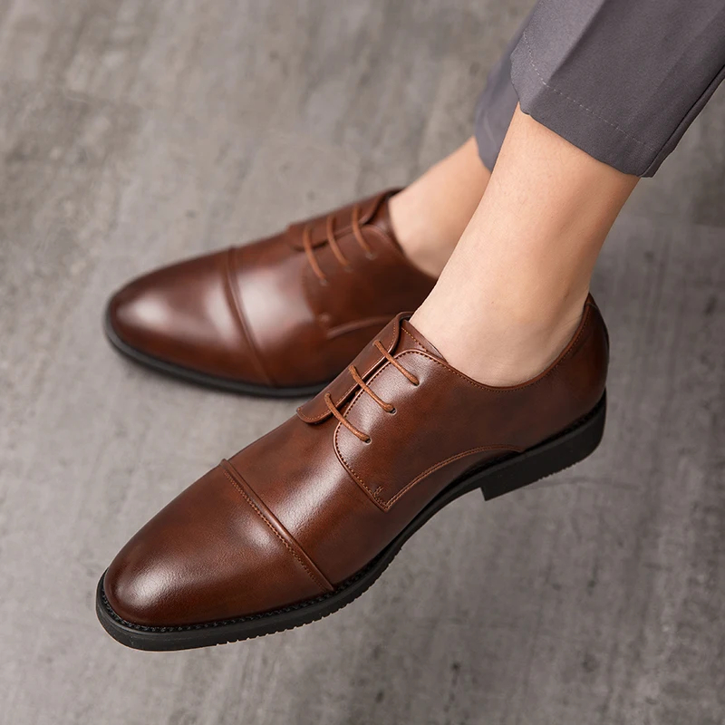 The Timeless Appeal of Men’s Oxford Shoes插图3