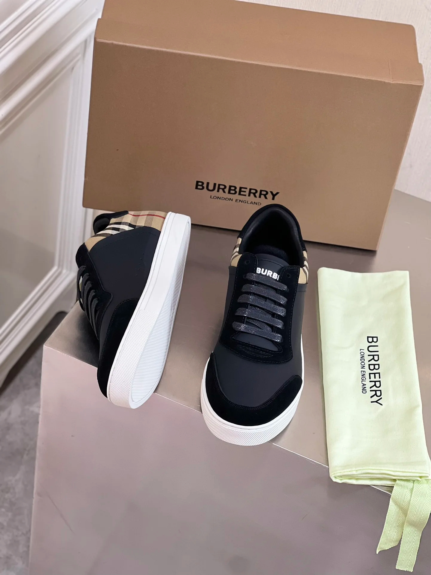 burberry shoes men's